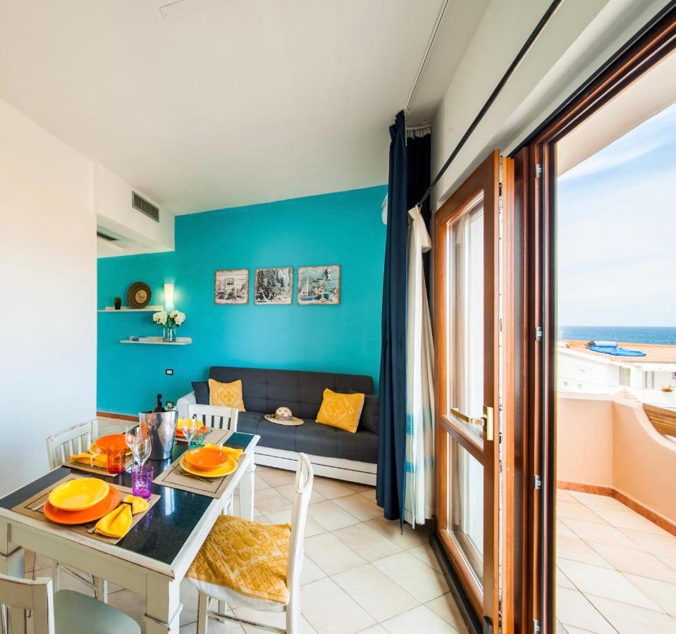 Apartamento Casa Vacanze Il Grecale-A Pochi Passi Dal Mare Castelsardo Exterior foto